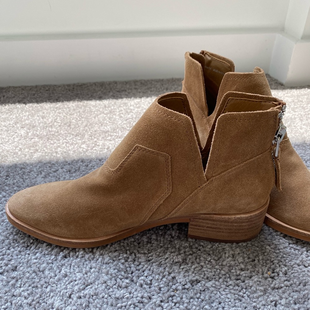 Dolce Vita booties